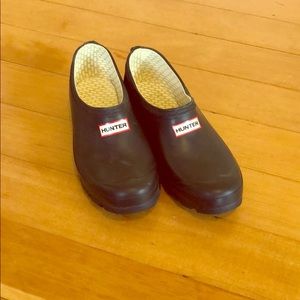 Hunter Clogs